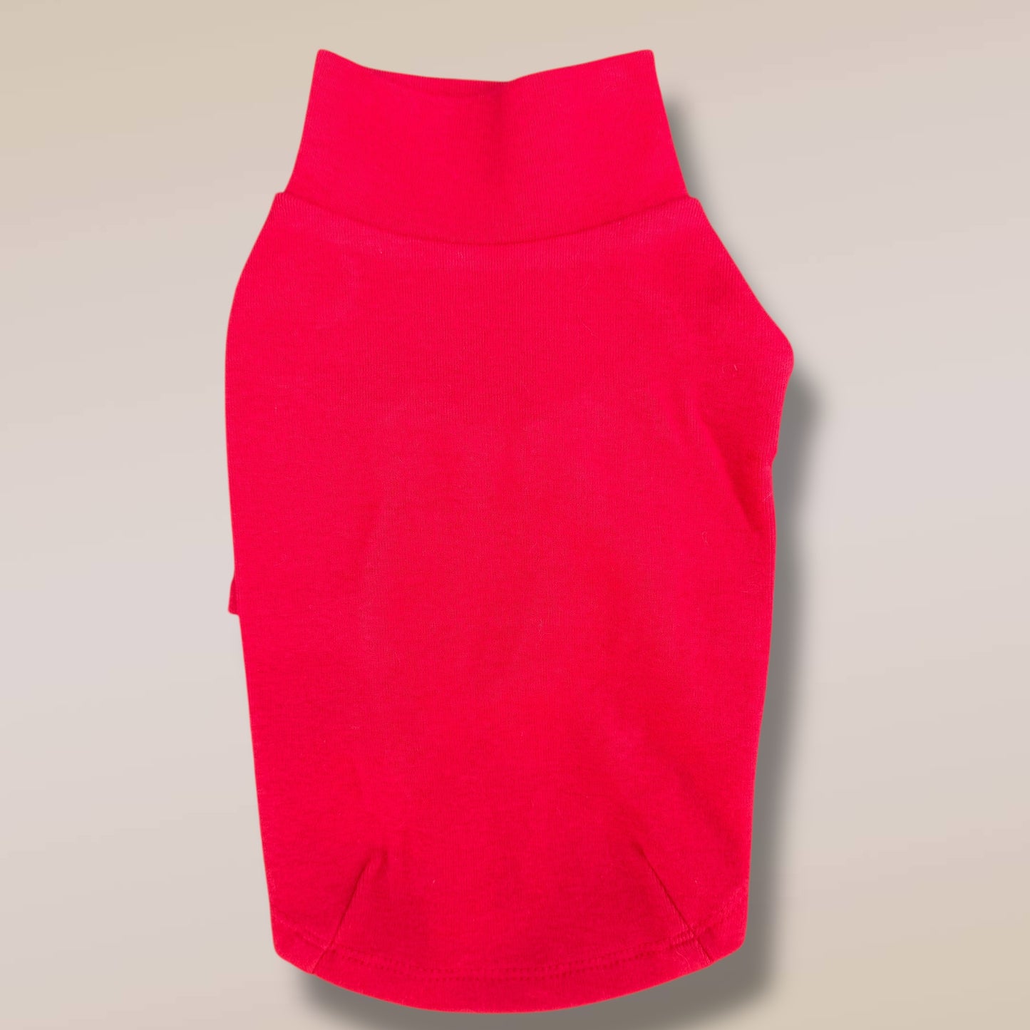 RED TURTLENECK TEE