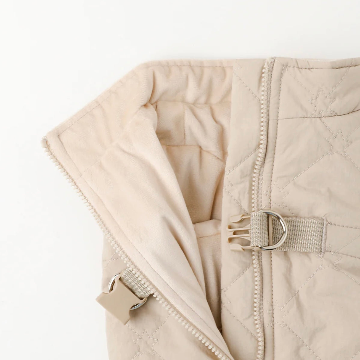 STAR PATTERN QUILTED HARNESS