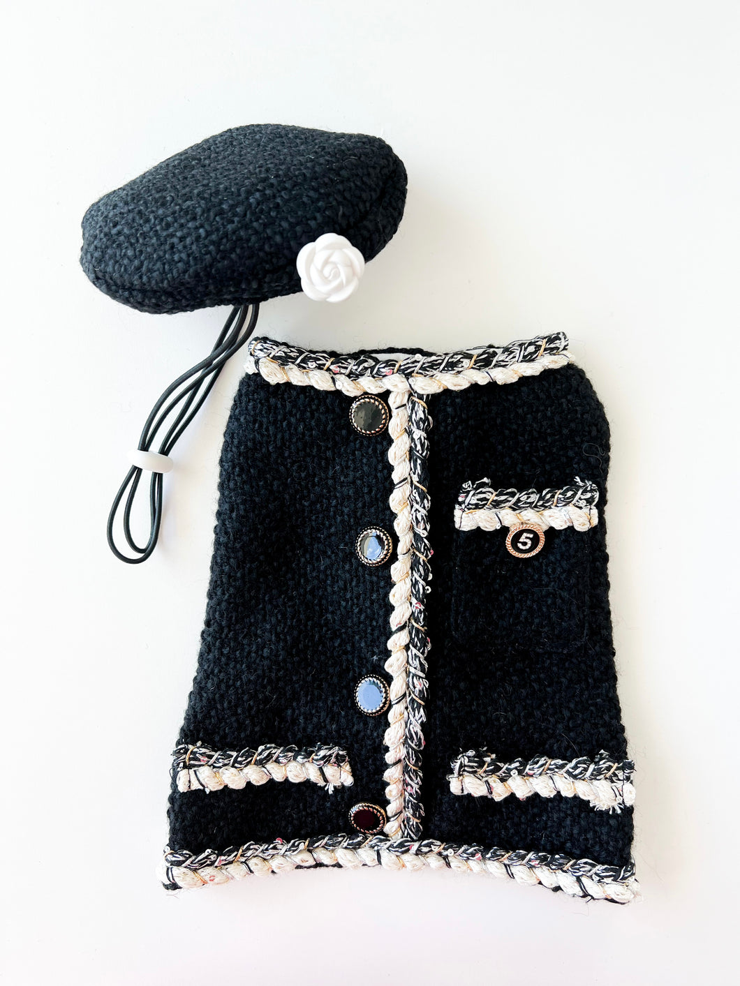 VINTAGE #5 WITH HAT BLACK