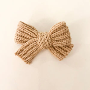 SWEATER BOWS