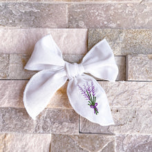Load image into Gallery viewer, BOUQUETS LINEN WHITE HAIR BOW